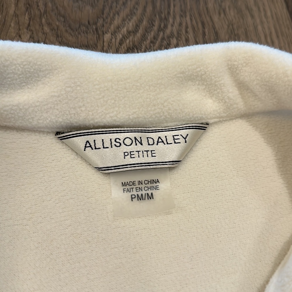 Allison Daley embroidered fleece jacket - Picture 5 of 6